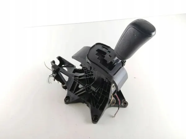 Levier de vitesses Toyota Tundra OEM RZV65727 image 5