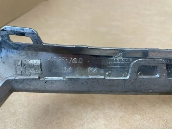 Framkylargallerram OEM 658853761D Skoda Kamiq image 8