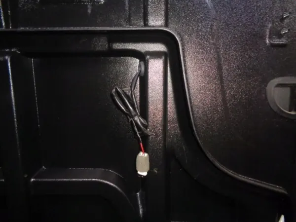 Cubierta de caja Mitsubishi L200 16-17 OEM MZ330882 image 9