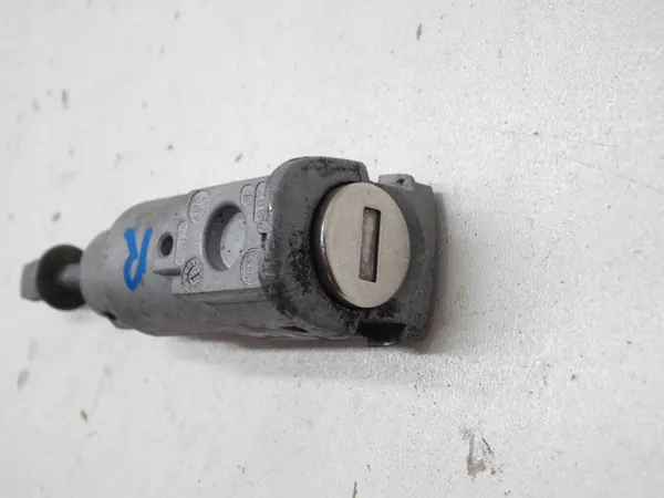 Sytytysavaimen kytkin Skoda Rapid 2014 OEM 1K0905851 image 7