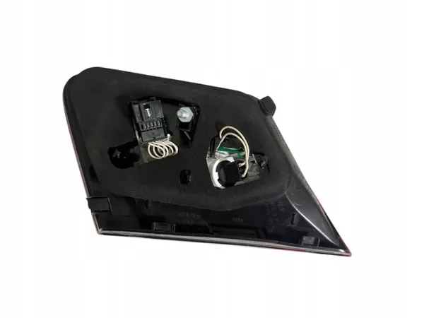 MERCEDES W212 E KLASSE SEDAN LINKER ACHTERLICHT A2128200764 image 6