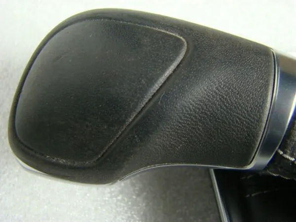 VW Tiguan Schaltknauf OEM 5NB713203A - Gebraucht image 3