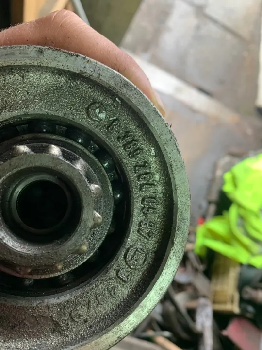 Árvore de cames Mercedes Actros Axor OEM A3892640205 image 4