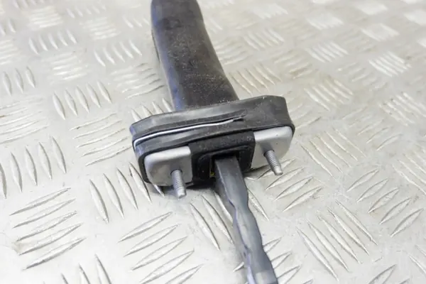 OEM 6861076021 Voorrechter deurstop Lexus UX image 4