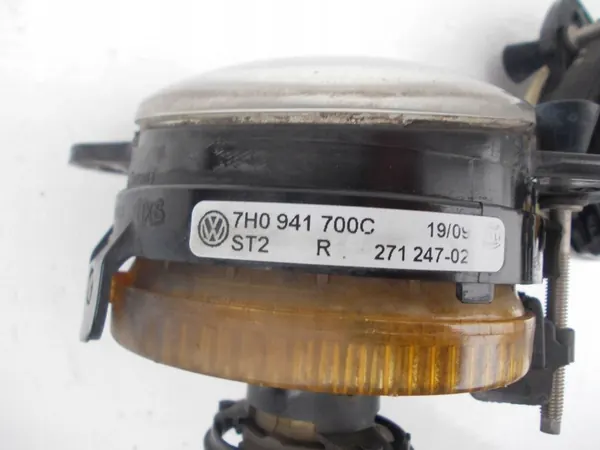 Farol de Neblina Skoda Fabia II OE 7H0 941700 C image 10