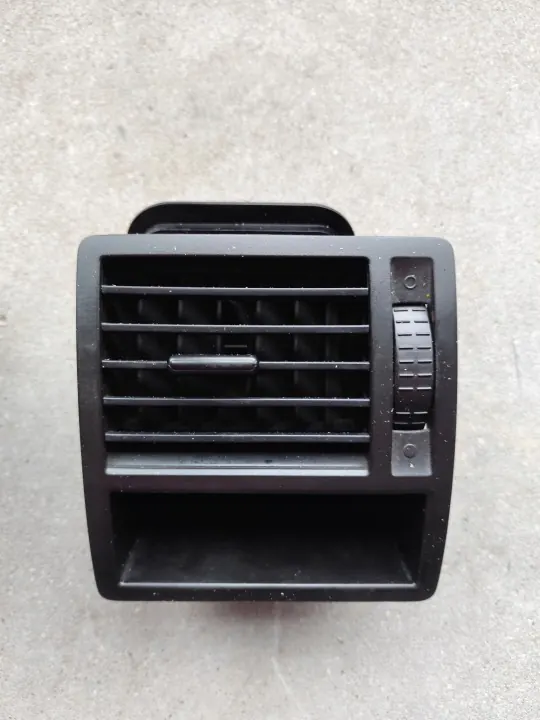Vänster sidoventilationsgall OEM 7E0819203C VW T5 Lift image 2