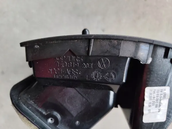 Vänster sidoventilationsgall OEM 7E0819203C VW T5 Lift image 6