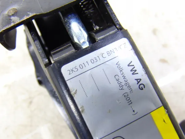 Macaco de Carro OEM 2K5011031C para VW Golf 8 e Caddy 4 image 3