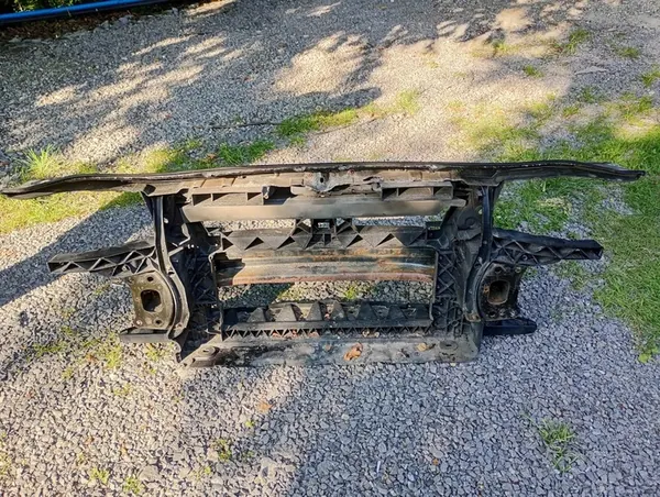 Reforço de para-choque dianteiro VW Touran I Lift image 5