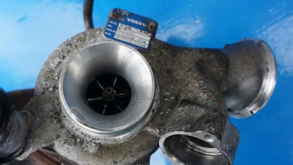 Turbo Volvo S90 V90 V60 XC60 V40 II 2.0 D4204T14 OE image 5