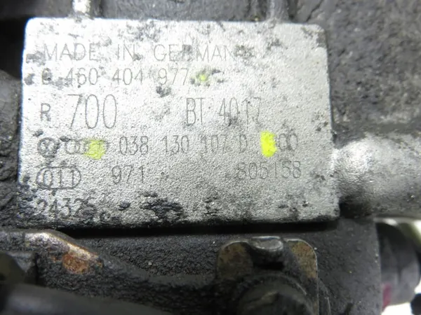 Pompe à injection Skoda OE 038130107D d'occasion image 6