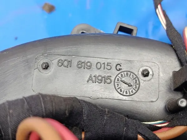VW Polo 9N luftintagsfläkt OEM 6Q1819015G image 5