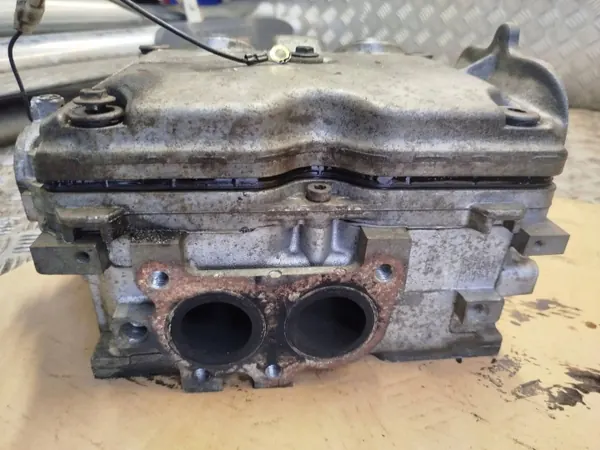 Culata derecha Subaru Forester SG 2005 image 3