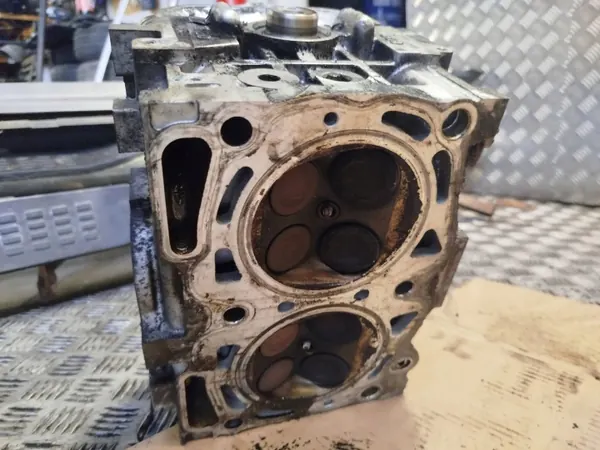 Culata derecha Subaru Forester SG 2005 image 5