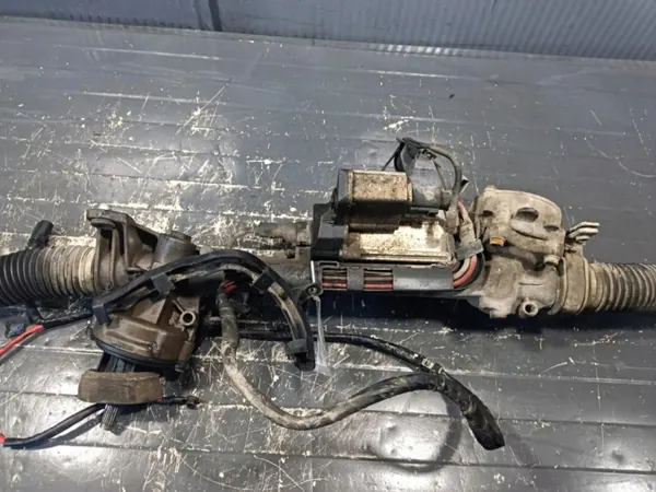 Boîtier de direction VW d'occasion OEM 1K1423051CK image 6