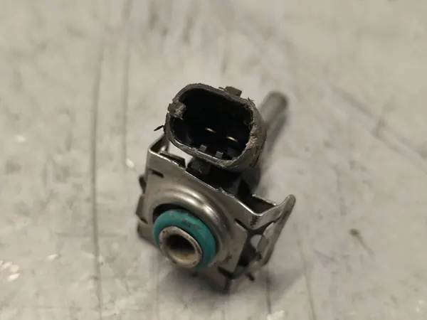 Injecteur AdBlue Range Rover Vogue L405 4.4 Diesel OEM image 2