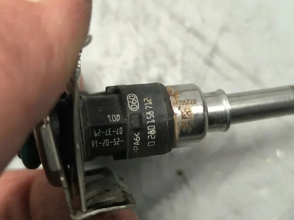 Injecteur AdBlue Range Rover Vogue L405 4.4 Diesel OEM image 4