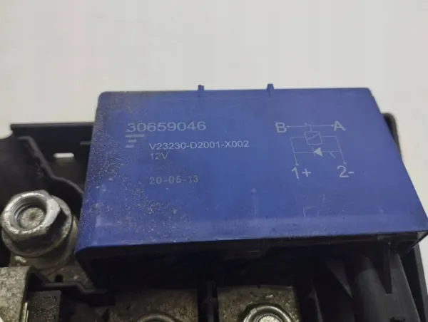 Volvo V40 2013 batterijrelais zekering OEM 30659046 image 5