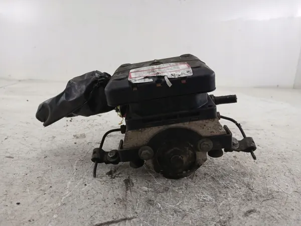 Bomba de suspensão Citroen C5 I OEM 9646052280B image 8