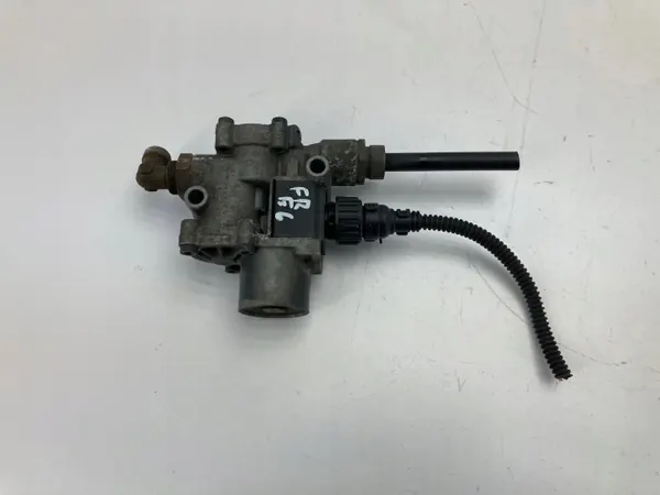 Luchtmodulatorventiel OEM 4721950550 voor Iveco Stralis image 2