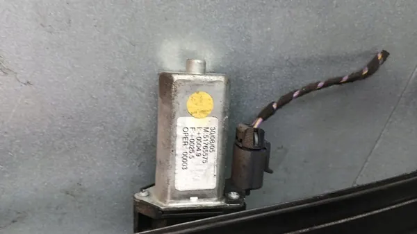 Elevador de Vidro Fiat Punto II OE 51765575 image 6