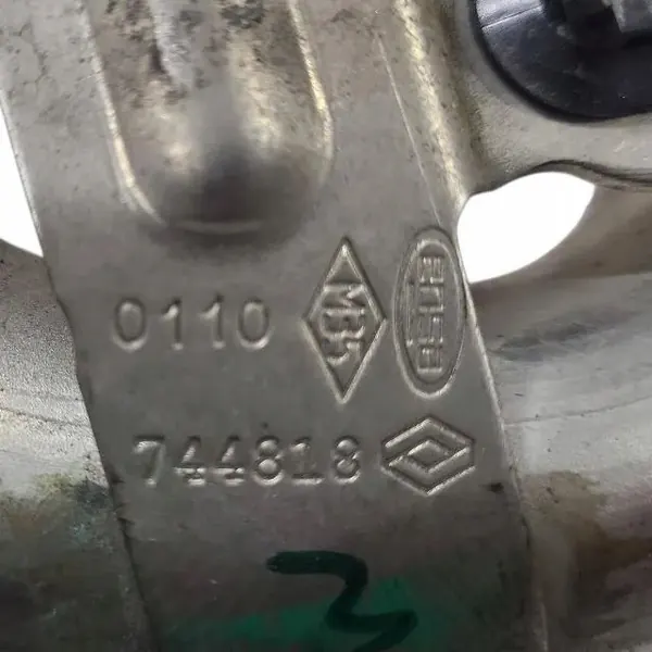 Tuyau d'échappement EGR OEM 744818 Renault Captur/Clio image 5