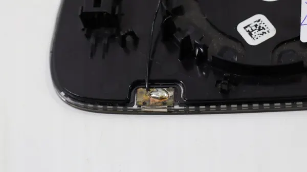 Insert Miroir Tesla OEM 1042525-00-A Côté Gauche image 4