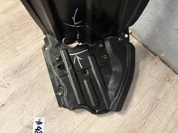 Toyota C-HR Front Left Wheel Arch OE 53876-F4012 image 3