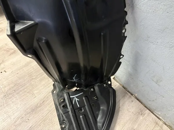 Toyota C-HR Front Left Wheel Arch OE 53876-F4012 image 4