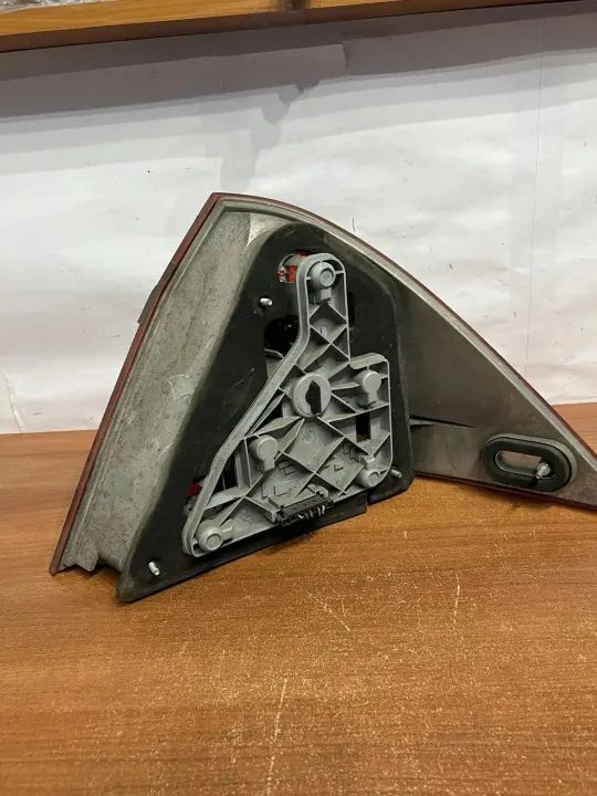 Mercedes-Benz bakpanel OEM D2932 - Begagnad image 3