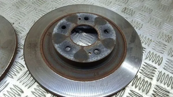 Mitsubishi OE Taka jarrulevy OEM 4615A125 image 4