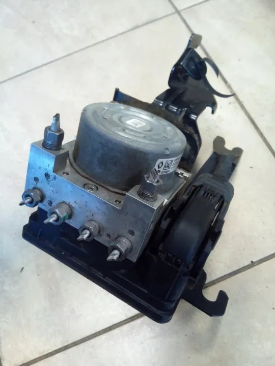 ABS-pomp OEM 476604105R voor Dacia Sandero Stepway III image 6
