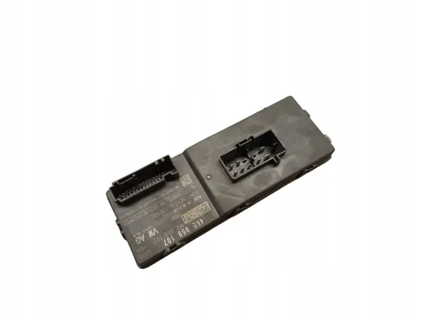 Módulo de control de portón Audi Q5 SQ5 2021 OEM 4KE959107 image 2