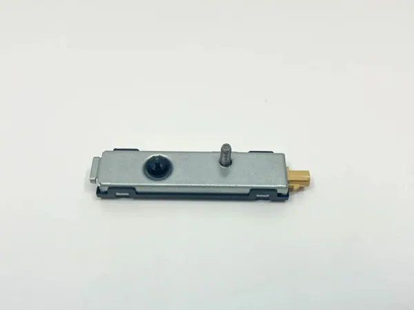 Mercedes-Benz A2319059700 Antenneversterker Gebruikt image 3