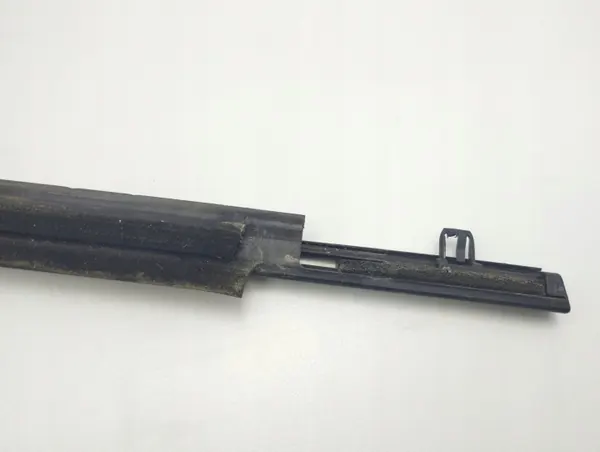 Mazda CX-5 2012 Garniture Vitre Coupe OEM AMD72204 image 7