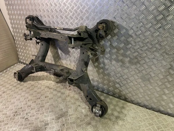 UTO42122 Bakre Stödräm för Mercedes GLE AMG image 3