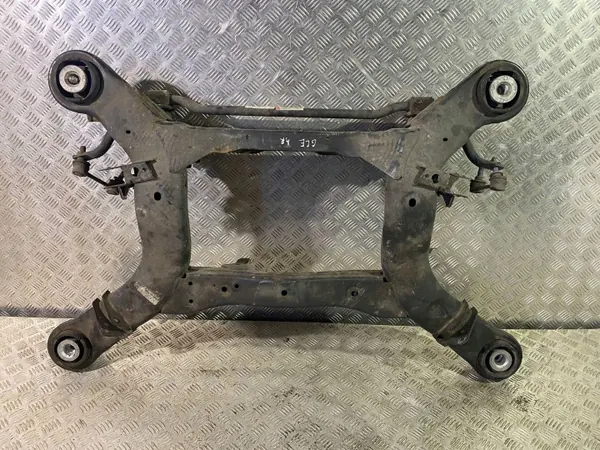 UTO42122 Bakre Stödräm för Mercedes GLE AMG image 4