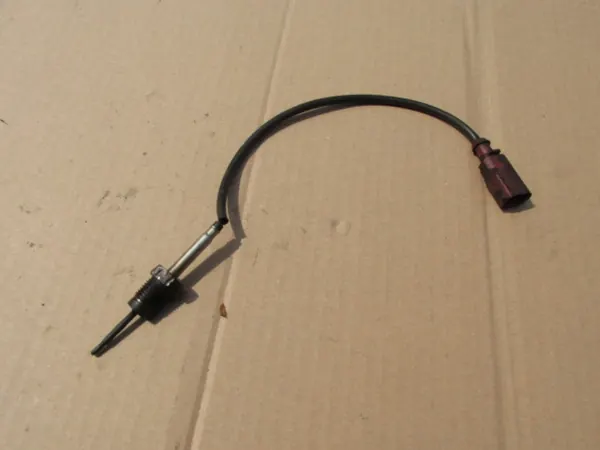 Sensor de temperatura de escape Audi Q5 I 8R 2.0 TDI 03L906088DR image 2