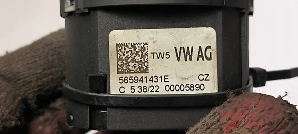 Lichtschakelaar OEM 565941431E Skoda Karoq Facelift image 4