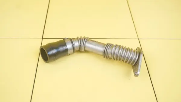 EGR-rör OEM 06F103213M för 2.0 TFSI BWA Motor image 2
