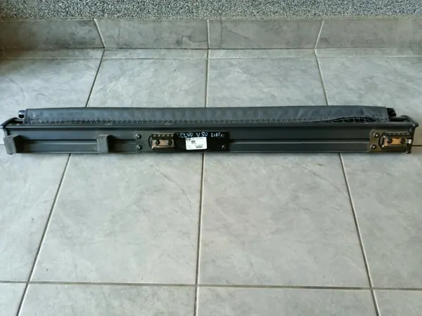 Store de coffre Volvo V50 Break OEM 39851409 image 3