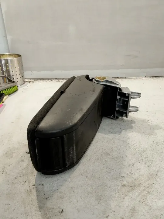 Accoudoir central Audi A4 B5 A6 C5 noir matériau OEM image 2