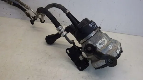 Bomba de dirección OEM 9686207180 A0015817 Usada image 3