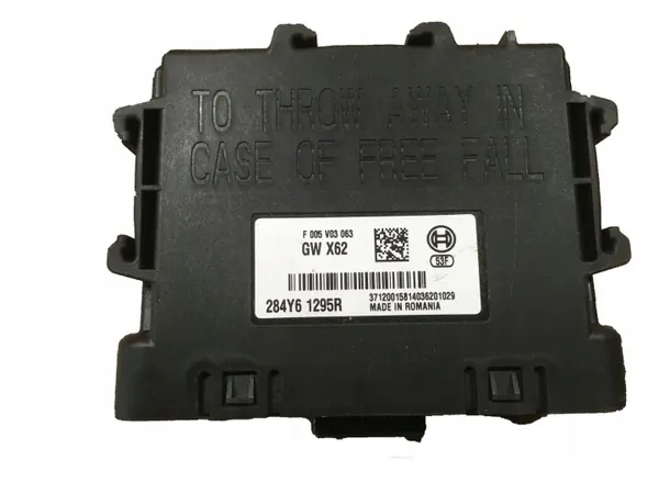 Renault Master III Immobiliser Module OEM 284Y61295R image 2