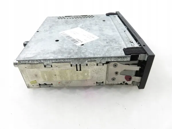 Radio usado OEM 1J0035152F para VW Passat B5 FL image 6