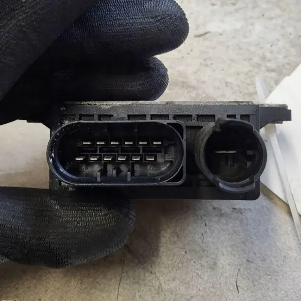 BMW OE hehkutulppa OEM 779800003 2.0L diesel image 3