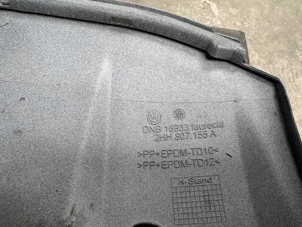 VW Amarok I 09- Tappo Paraurti Anteriore Deep Black LC9X image 4