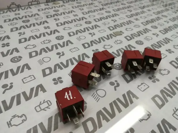 Relä kW (HP) 24438887 - 2009 Sisäinen Punainen image 2