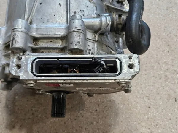 Moteur électrique avant Porsche Taycan OEM 9J1901131E image 3