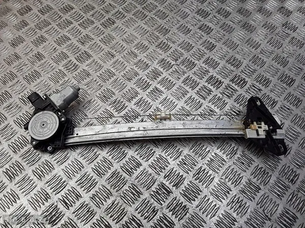Regulador de ventana Honda Civic OEM AM-506027 Usado image 3